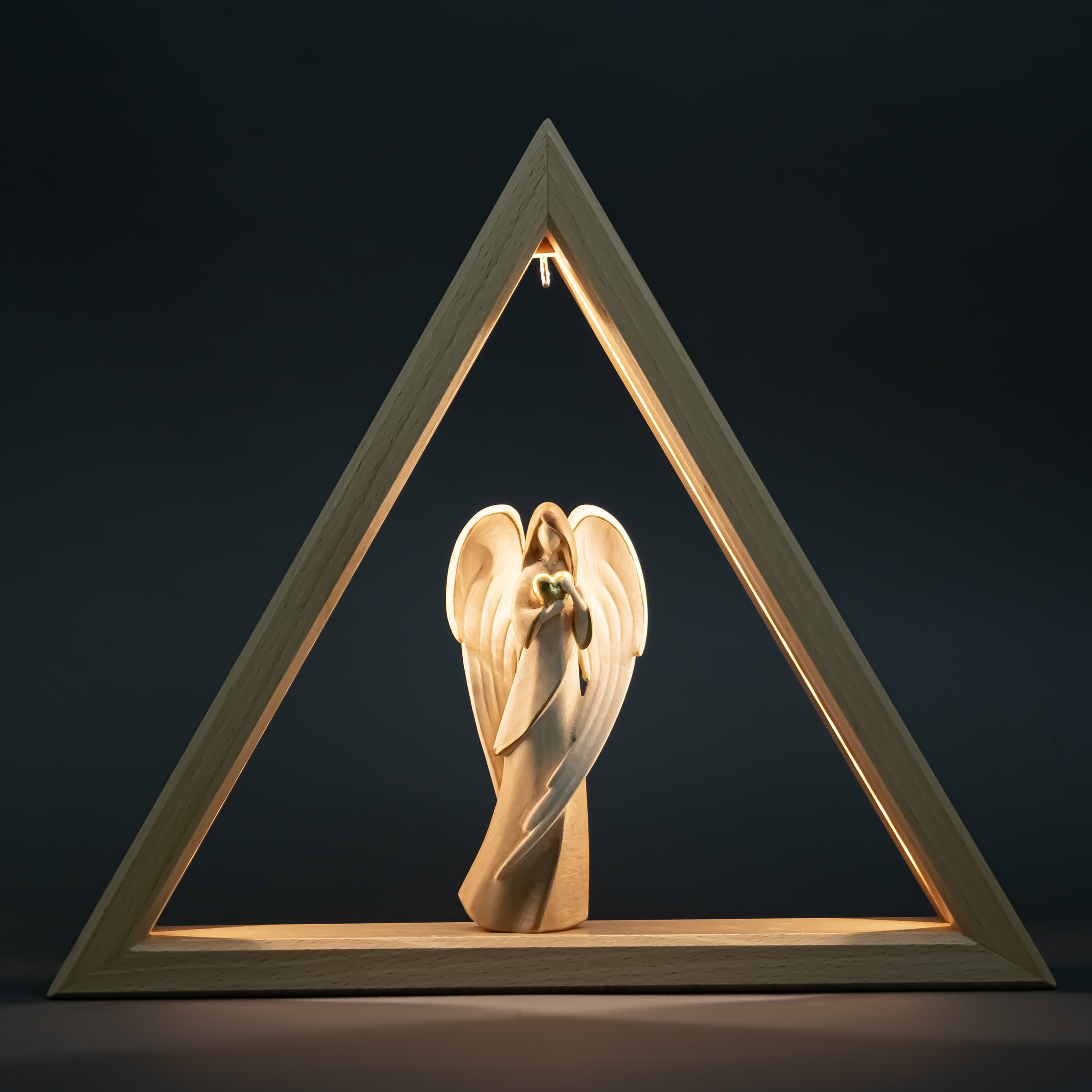 Beleuchtetes Dreieck mit Flamingo Engel