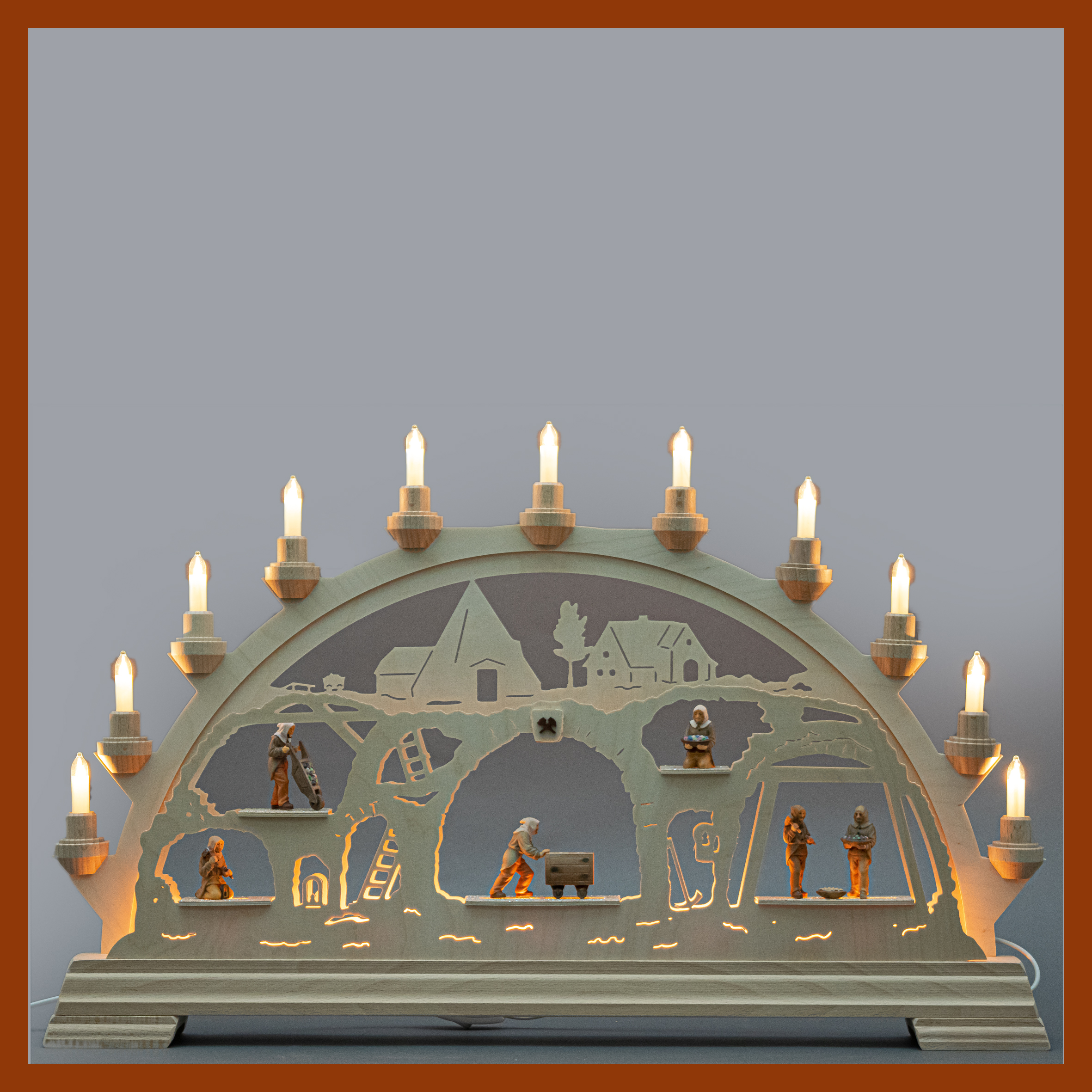 6 Berghauer in grosser Lichterbogen