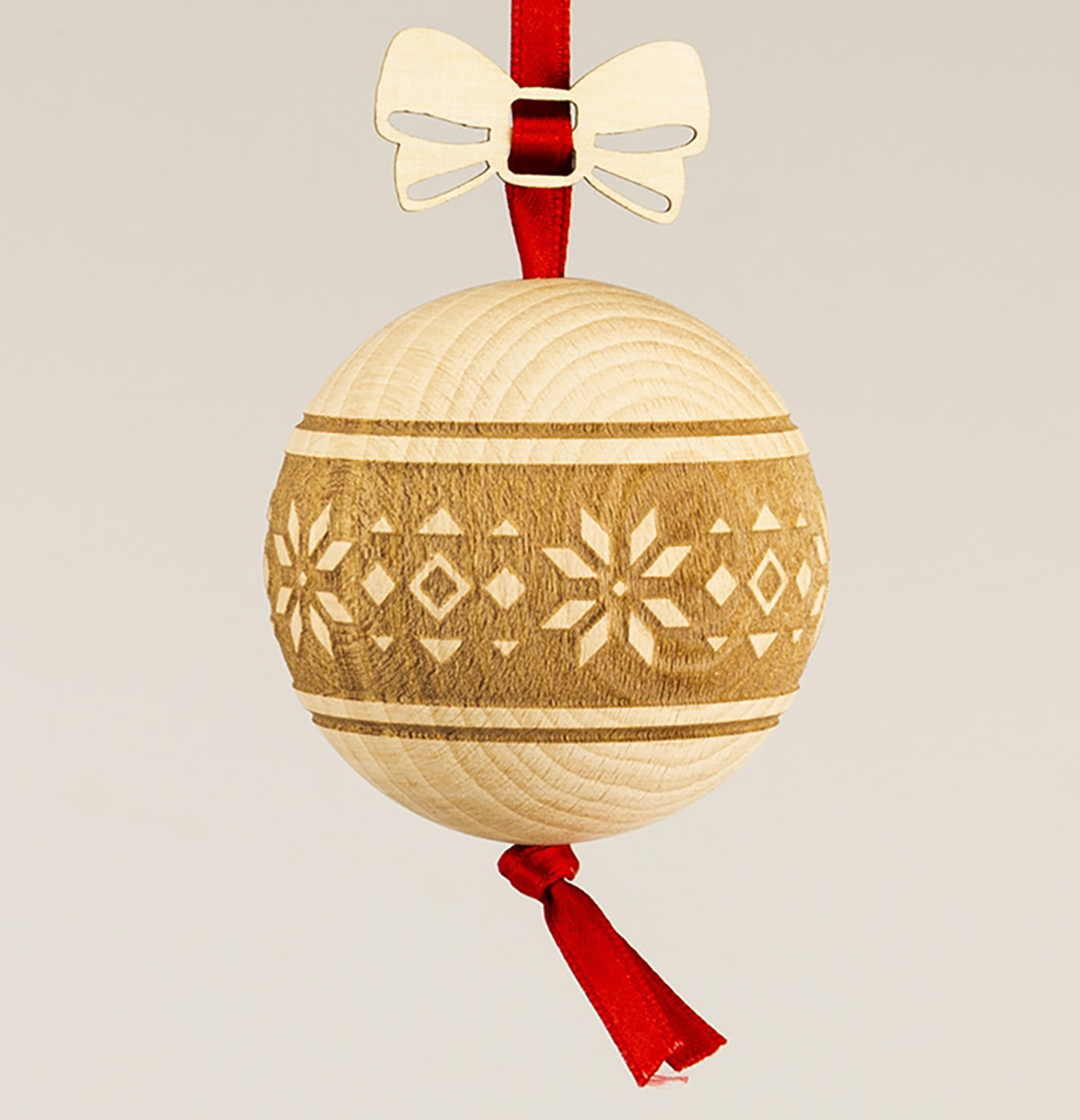 Kugel Ribbon aus Buche Nordic Style