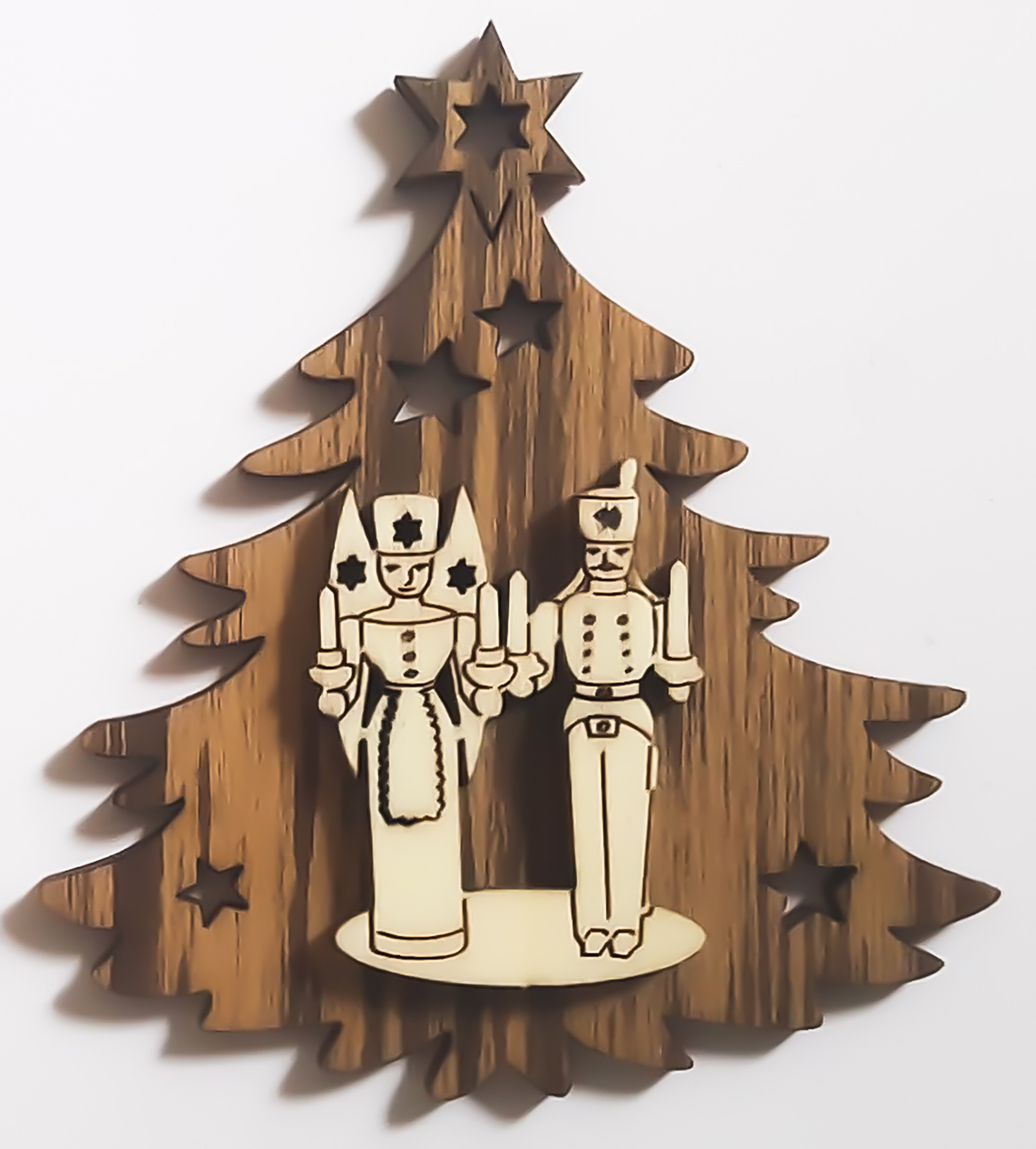 Erzgebirgische Figuren auf Tanne Beidseitig